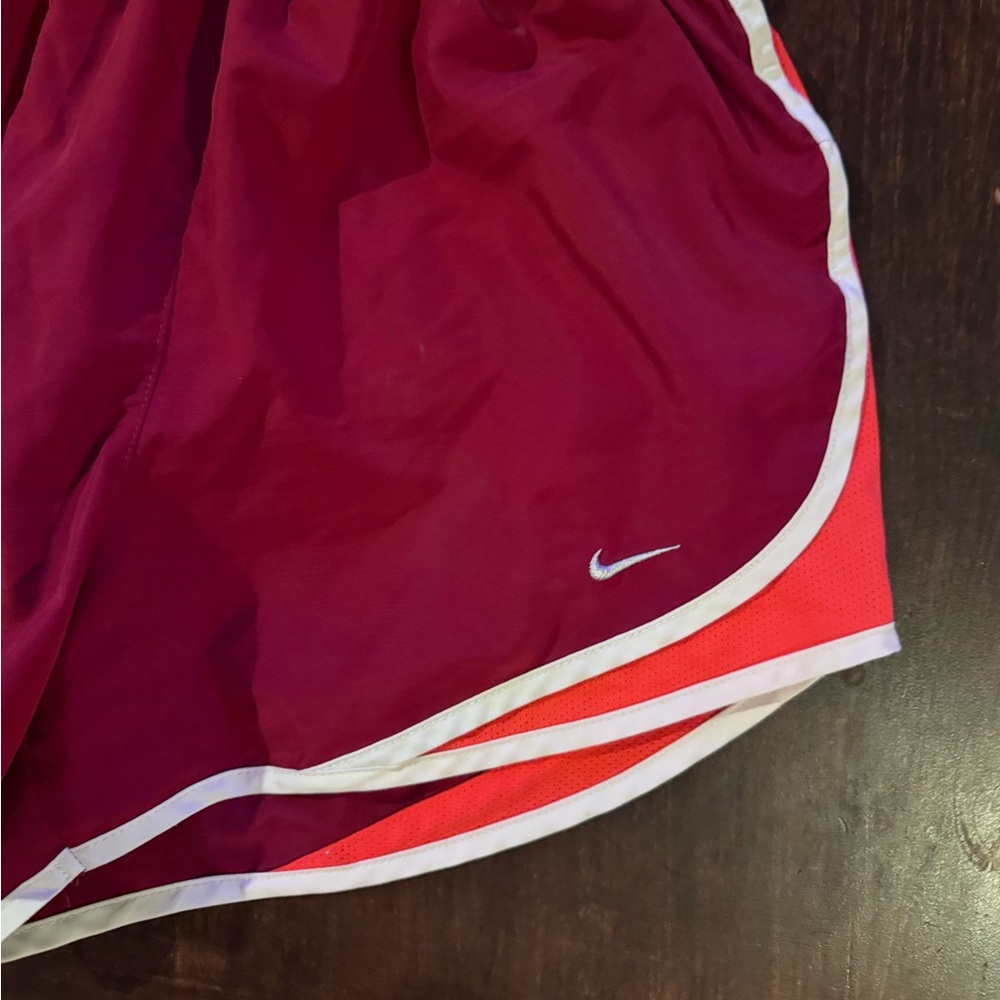 Women's Nike Running Shorts-MED - Picture 2 of 4